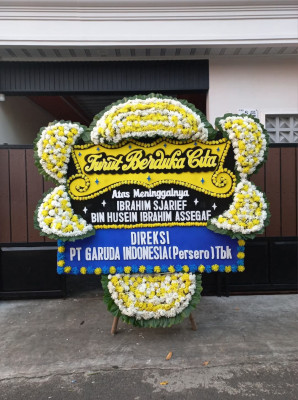 Papan Bunga Duka di Lambung Bukik